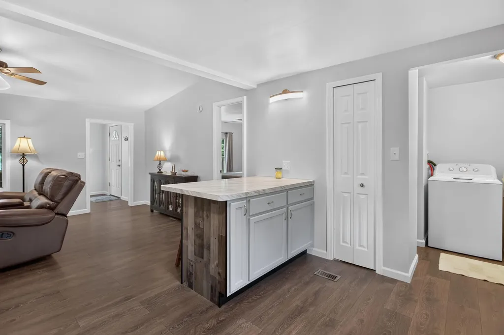 2903 Alder Street Blackman Charter Township MI 49203