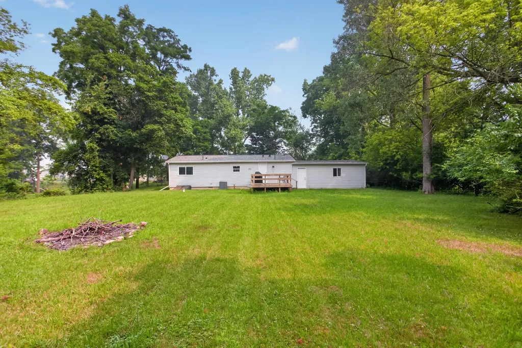 2903 Alder Street Blackman Charter Township MI 49203