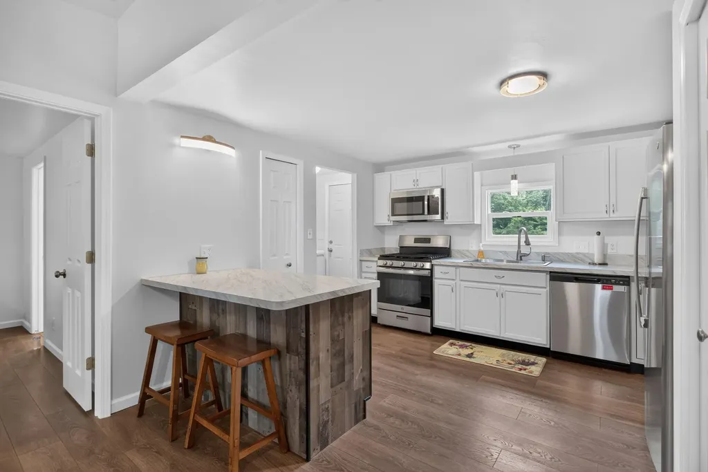 2903 Alder Street Blackman Charter Township MI 49203
