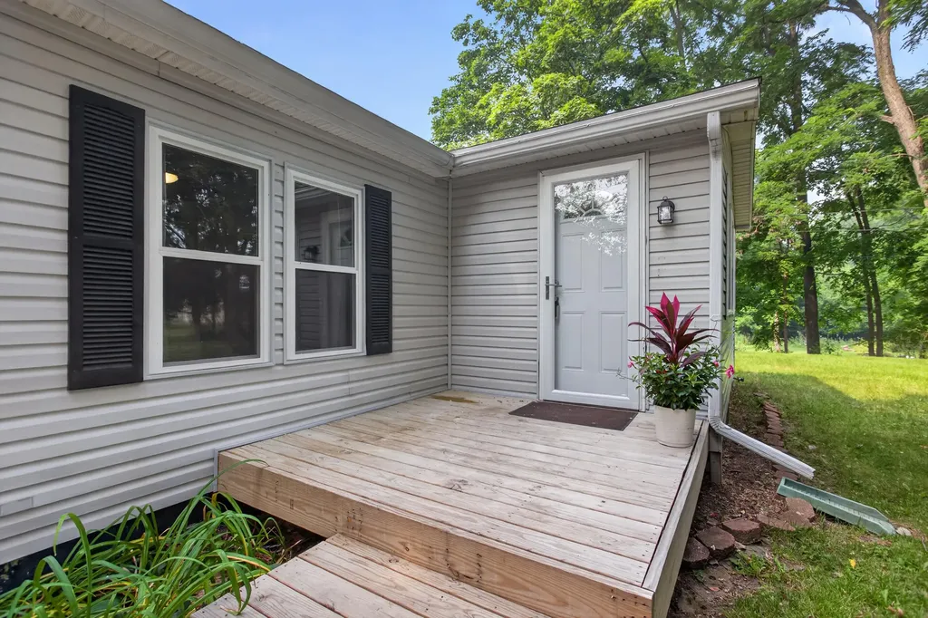 2903 Alder Street Blackman Charter Township MI 49203