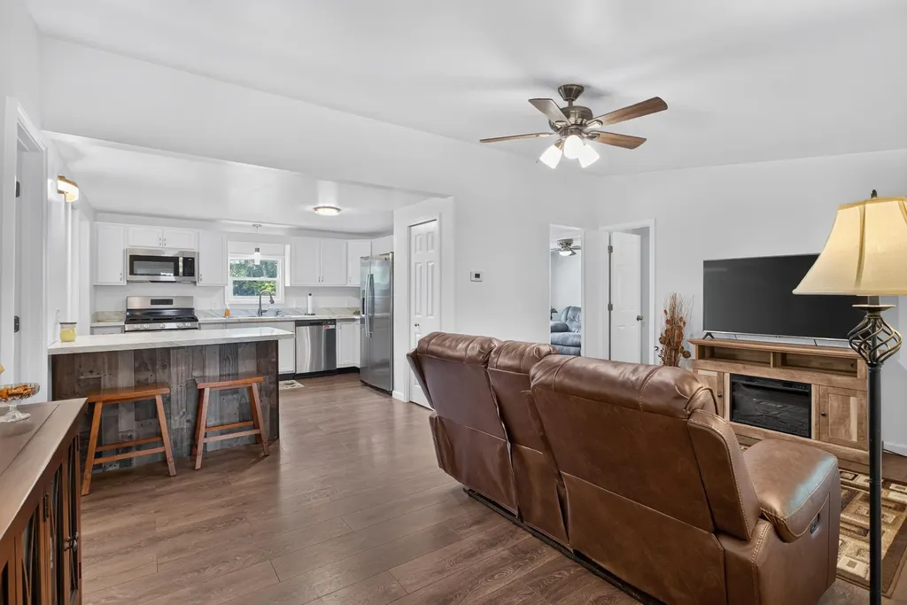 2903 Alder Street Blackman Charter Township MI 49203