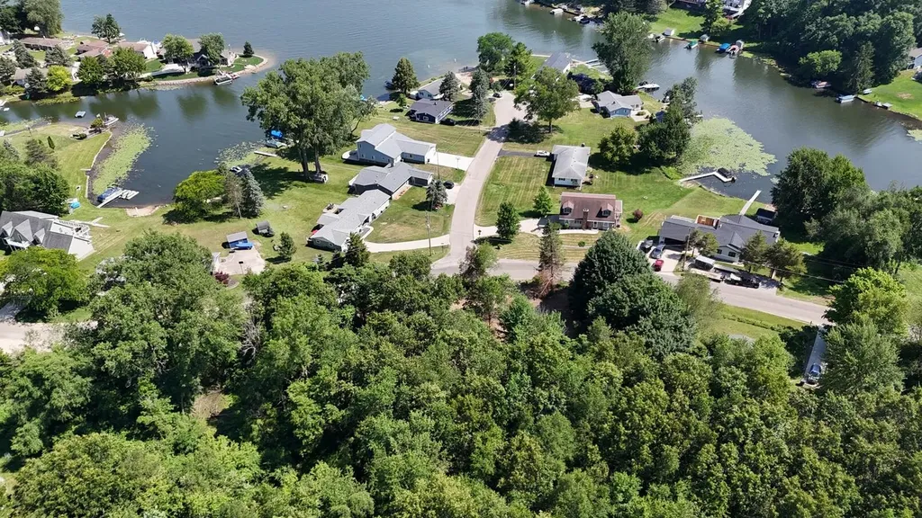 11752 Baker Road Somerset Township MI 49249