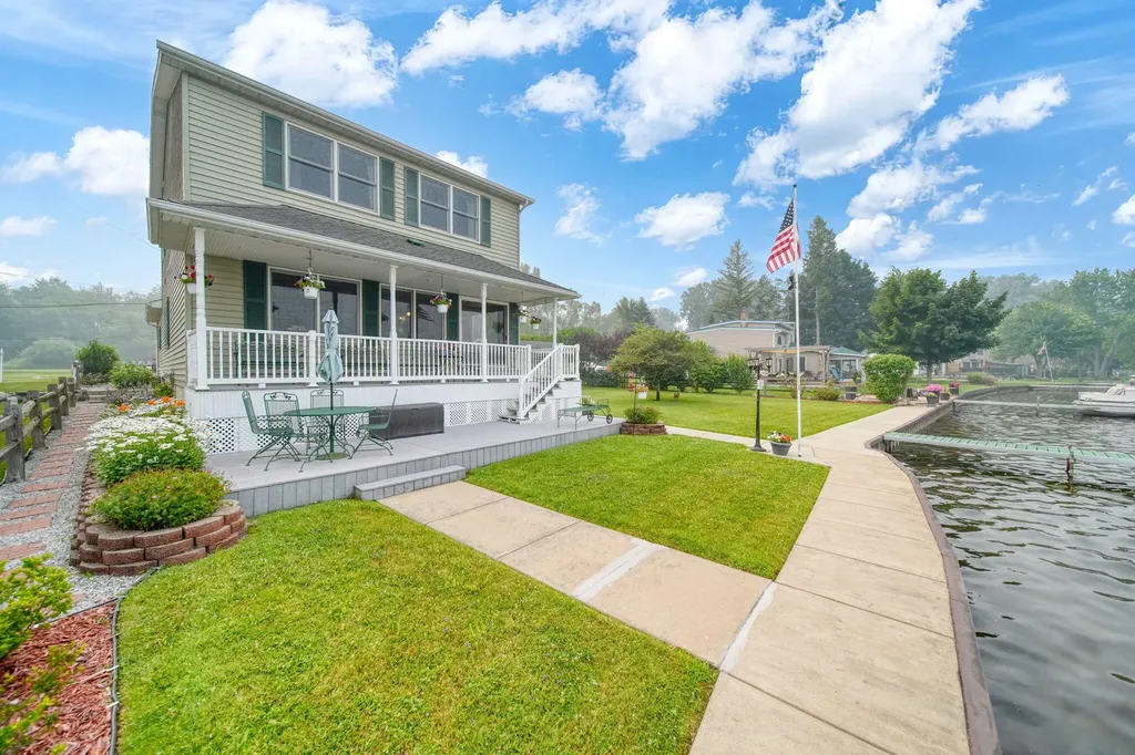 14 Ackerson Lake Road Napoleon Township MI 49201