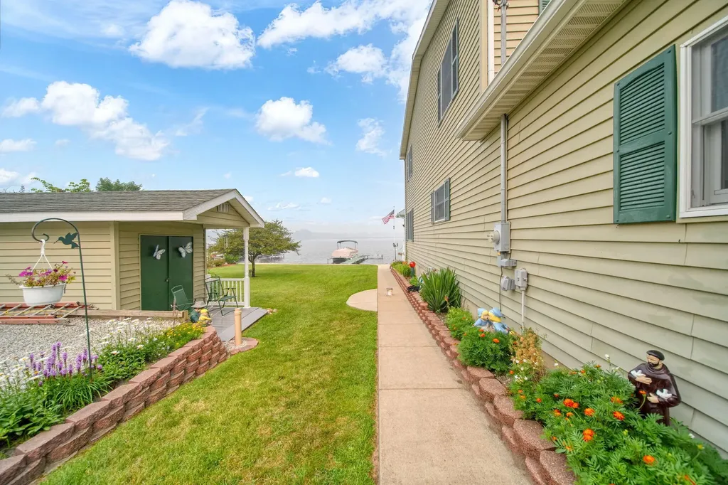 14 Ackerson Lake Road Napoleon Township MI 49201
