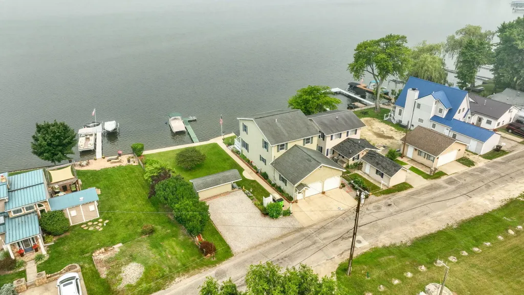 14 Ackerson Lake Road Napoleon Township MI 49201