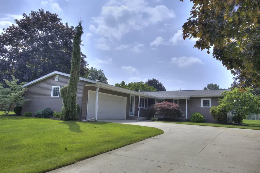 1201 Eastlane Street Summit Township MI 49203