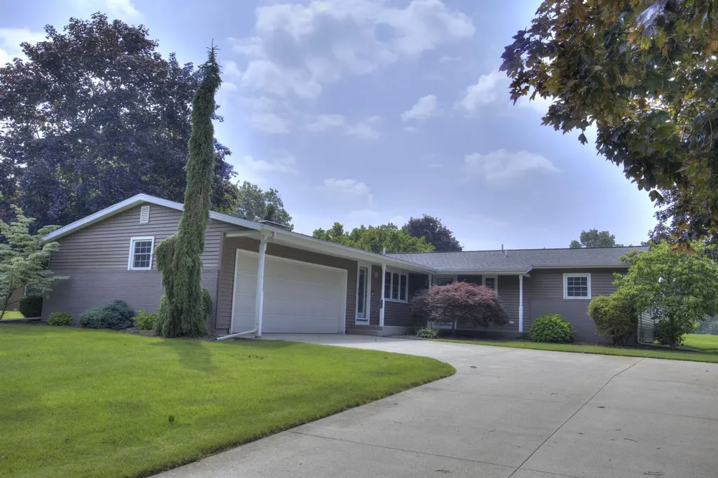 1201 Eastlane Street Summit Township MI 49203