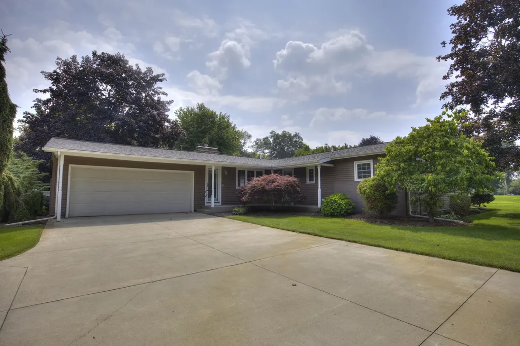 1201 Eastlane Street Summit Township MI 49203