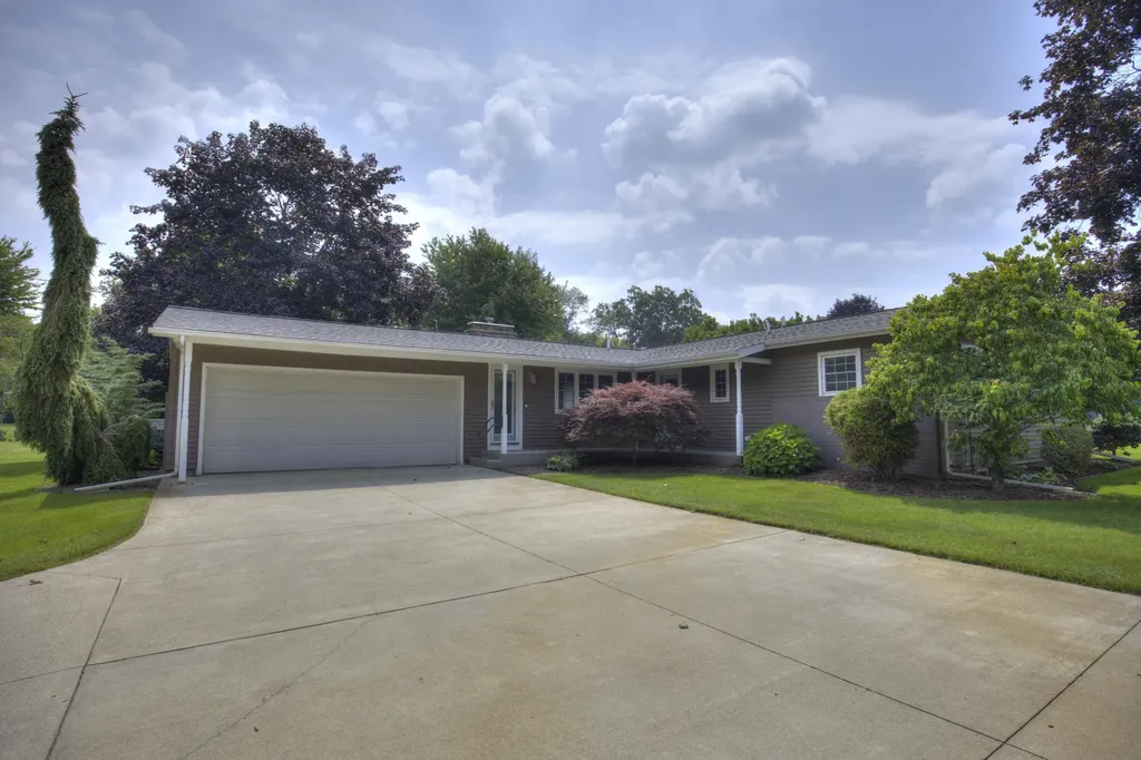 1201 Eastlane Street Summit Township MI 49203