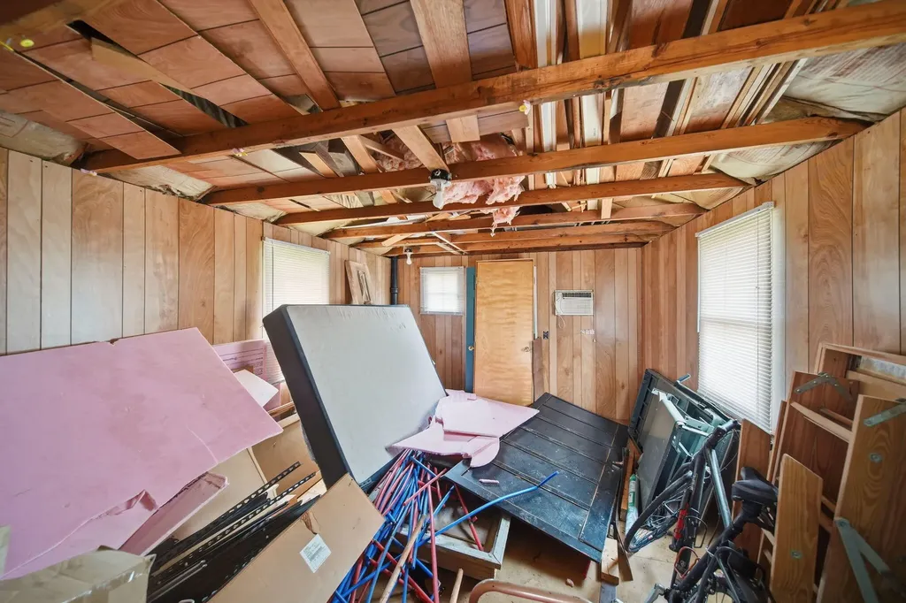 414 Napoleon Road Leoni Township MI 49254