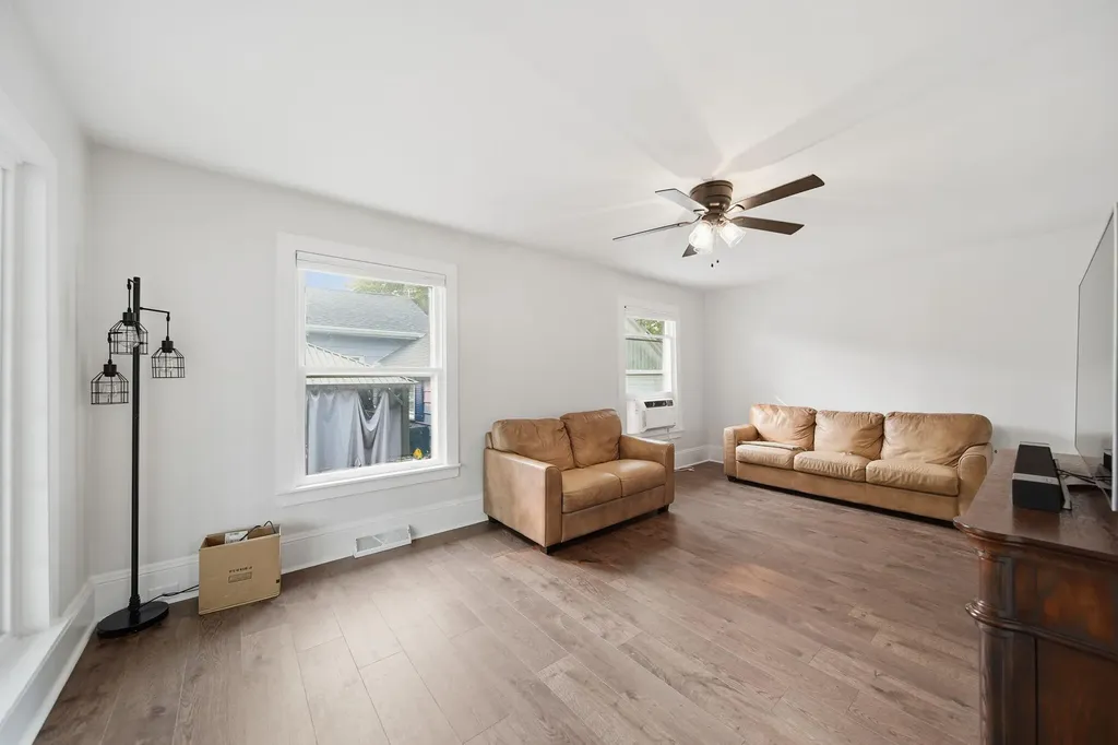 414 Napoleon Road Leoni Township MI 49254