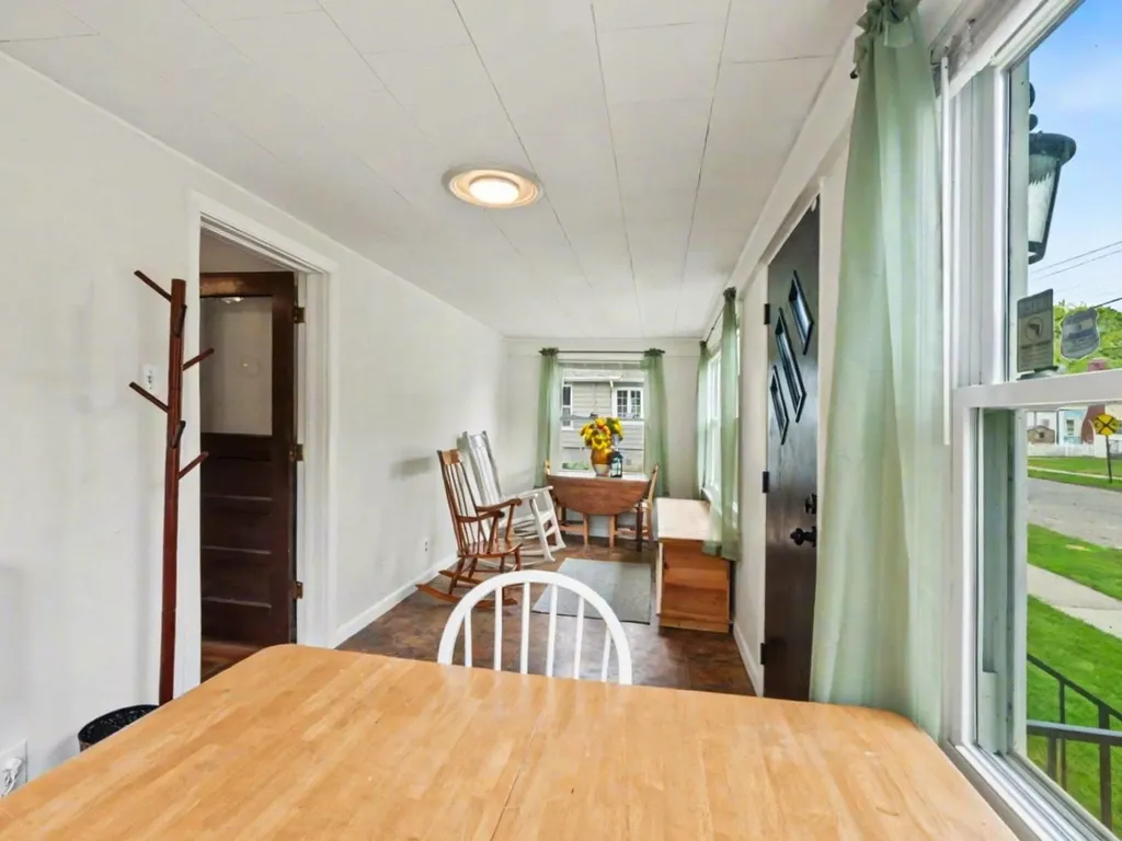 78 Westwood Street Hillsdale City MI 49242