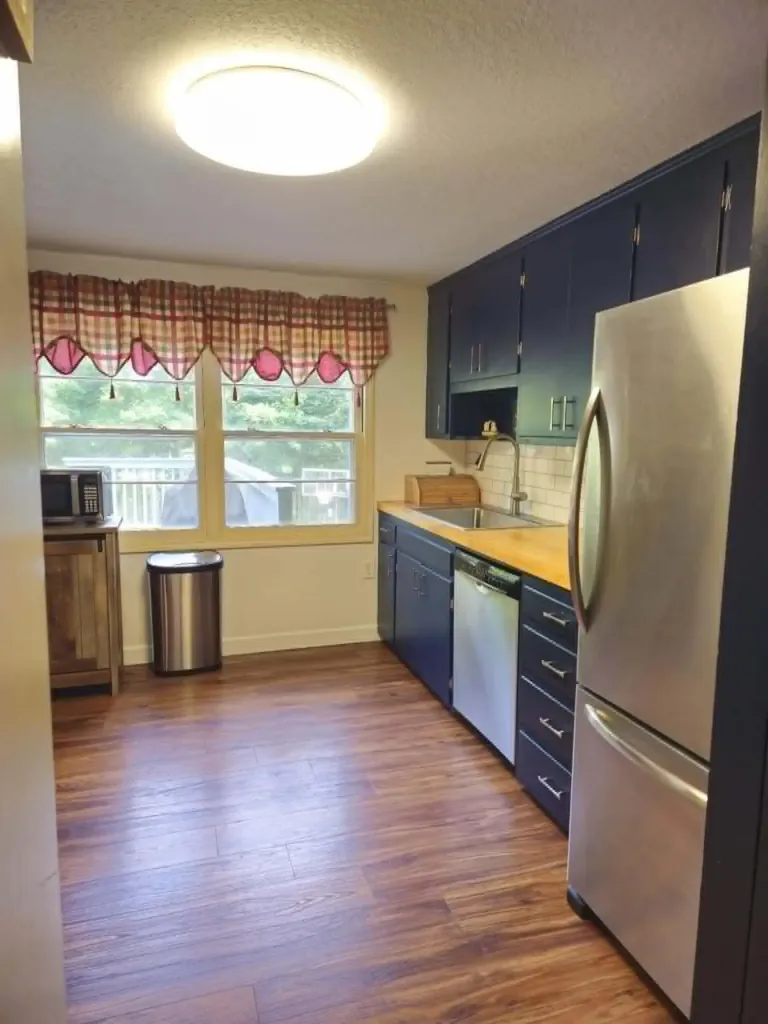 9 Armstrong Street Hillsdale City MI 49242