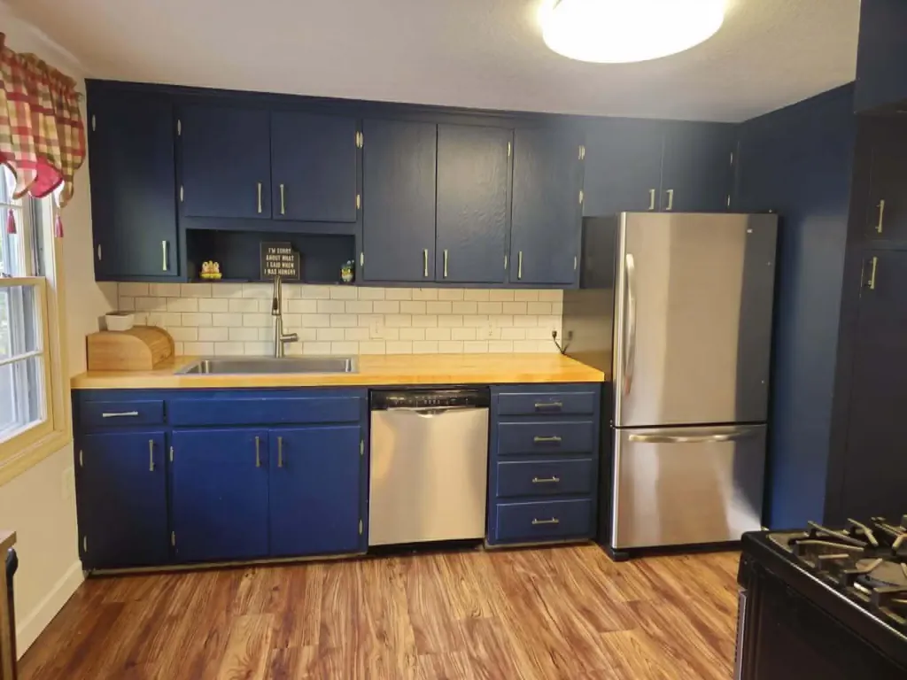 9 Armstrong Street Hillsdale City MI 49242