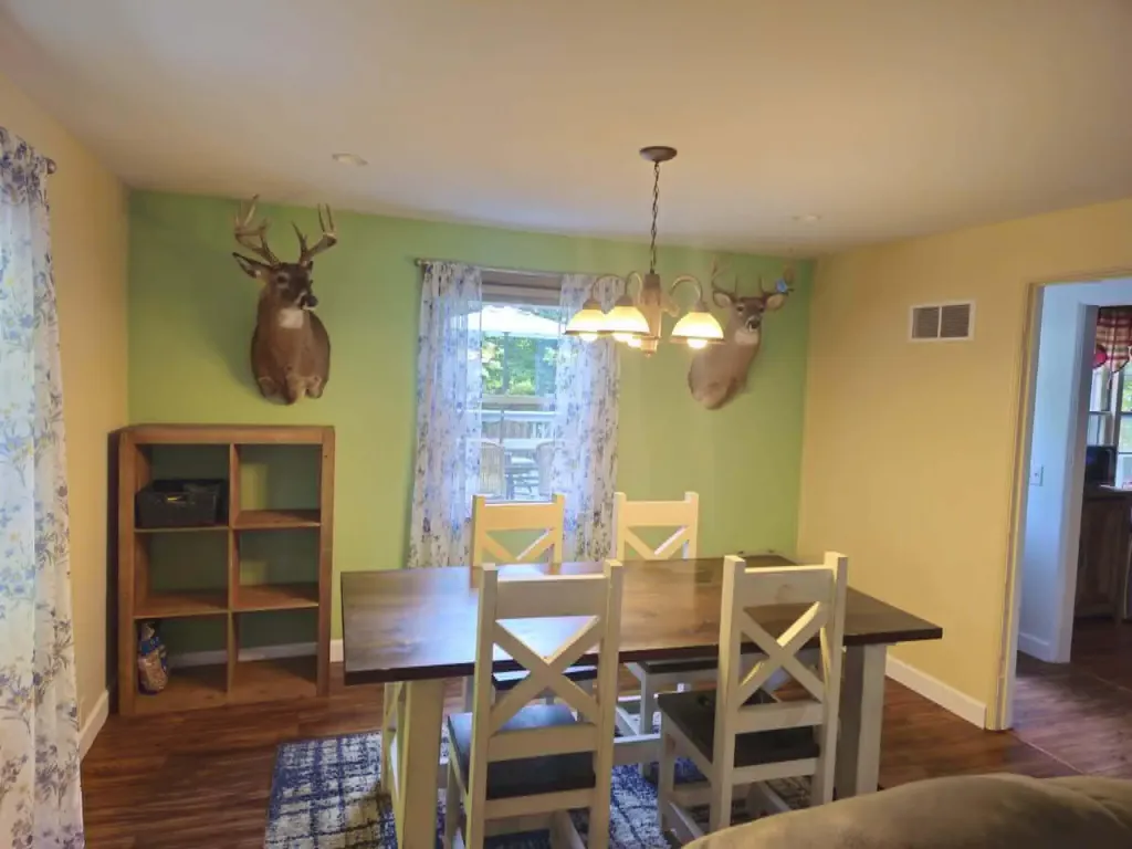 9 Armstrong Street Hillsdale City MI 49242
