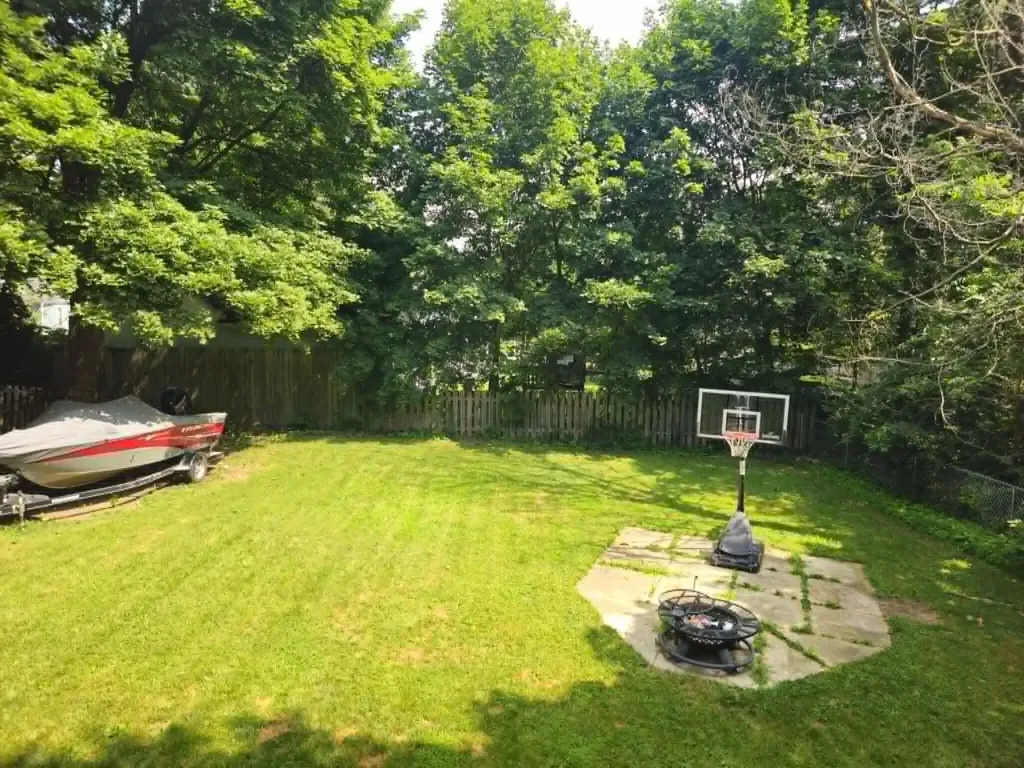 9 Armstrong Street Hillsdale City MI 49242