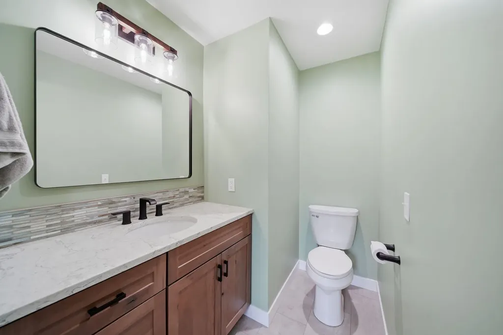 755 S Smith Road Eaton Rapids Township MI 48827