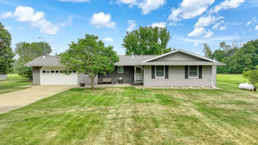 755 S Smith Road Eaton Rapids Township MI 48827