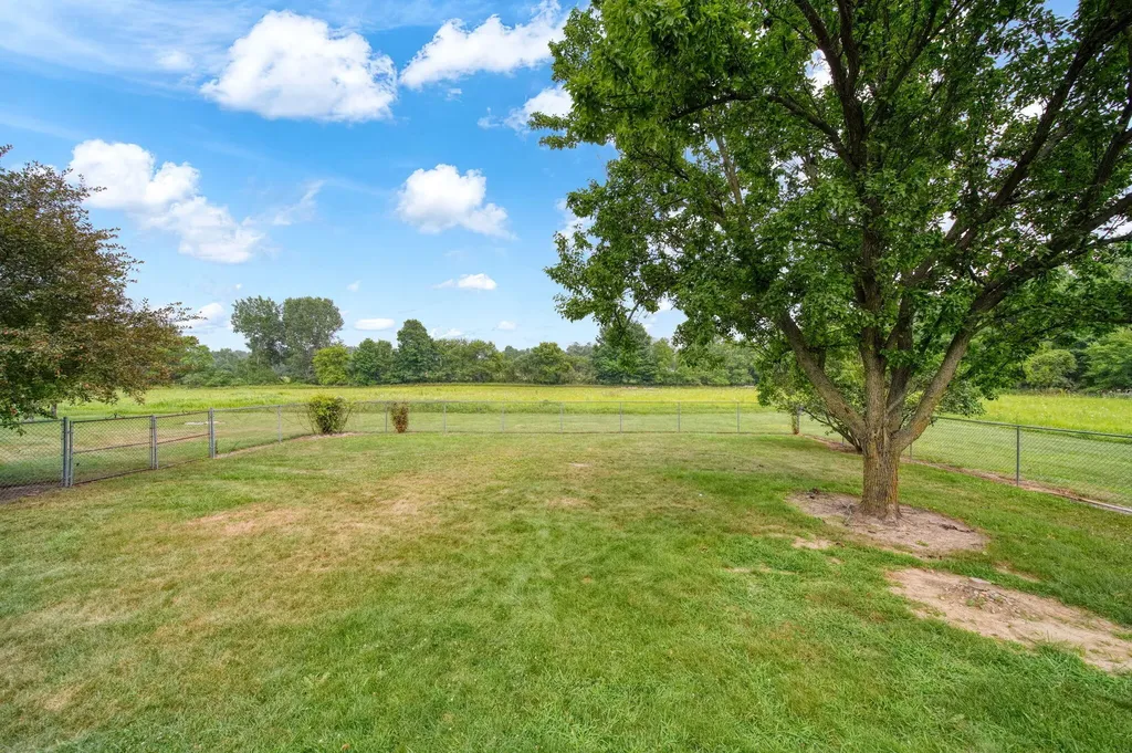 755 S Smith Road Eaton Rapids Township MI 48827