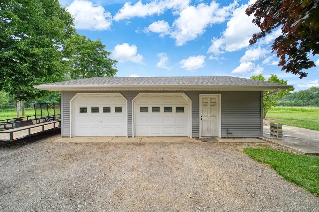 755 S Smith Road Eaton Rapids Township MI 48827