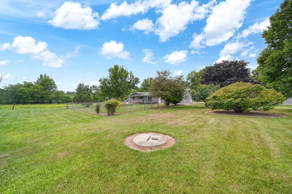 755 S Smith Road Eaton Rapids Township MI 48827