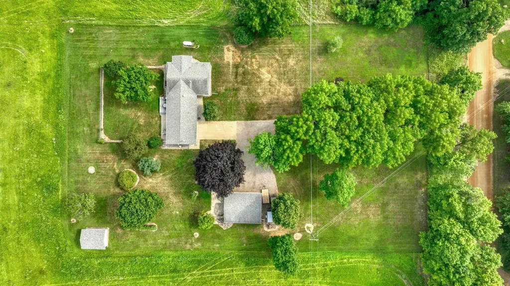 755 S Smith Road Eaton Rapids Township MI 48827