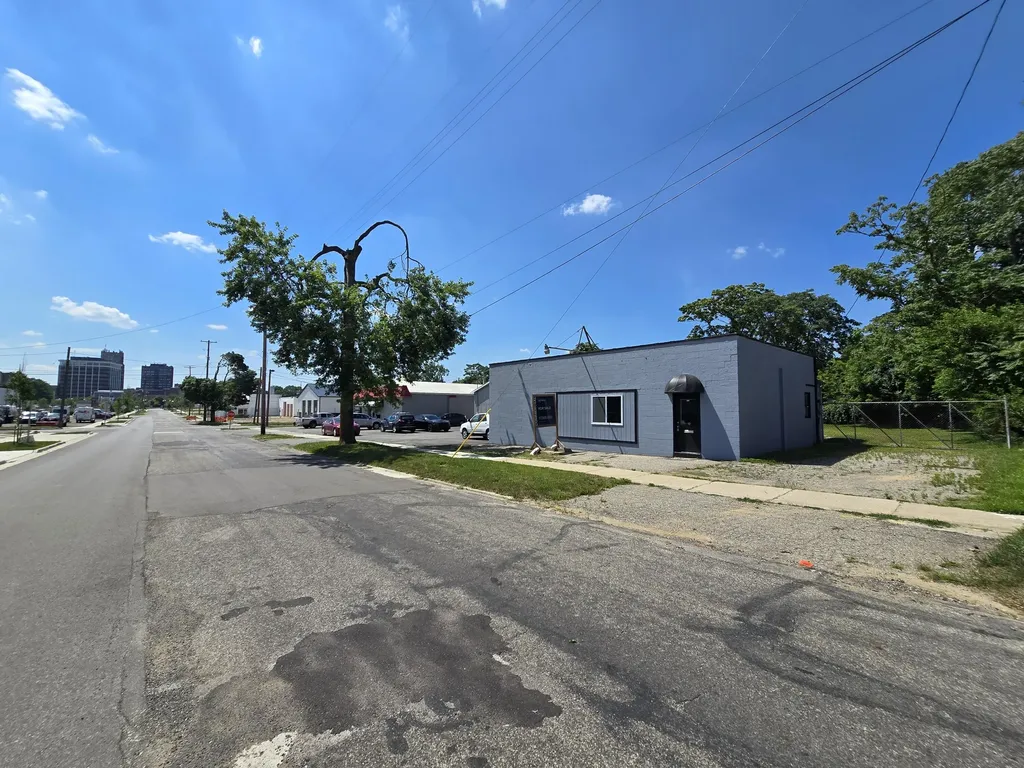 608 E Pearl Street Jackson City MI 49201