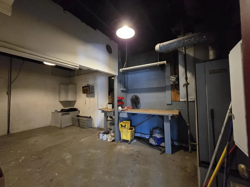 608 E Pearl Street Jackson City MI 49201