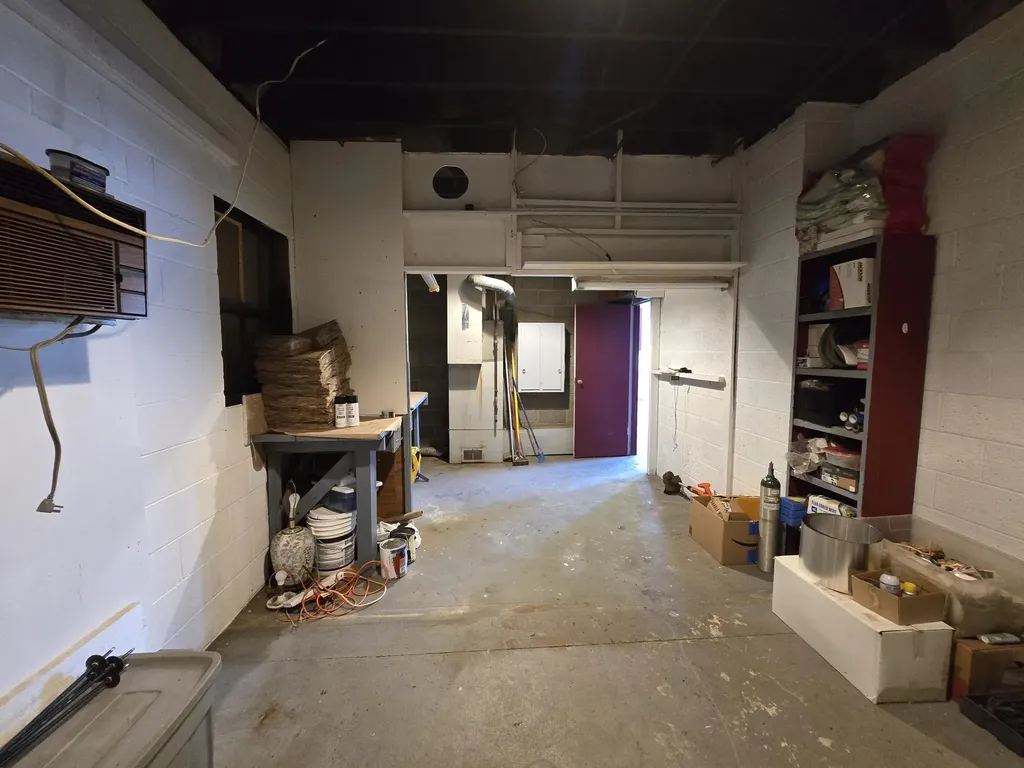 608 E Pearl Street Jackson City MI 49201