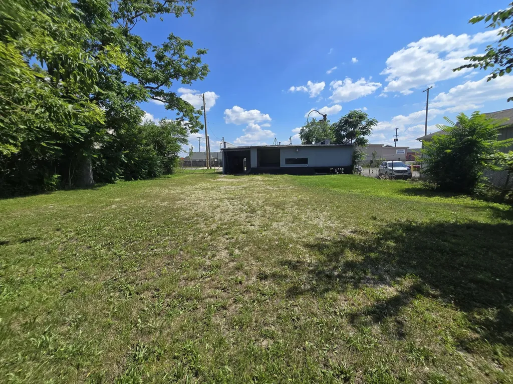 608 E Pearl Street Jackson City MI 49201