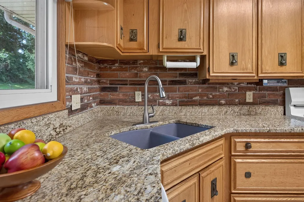 403 Hill Street Jackson City MI 49202