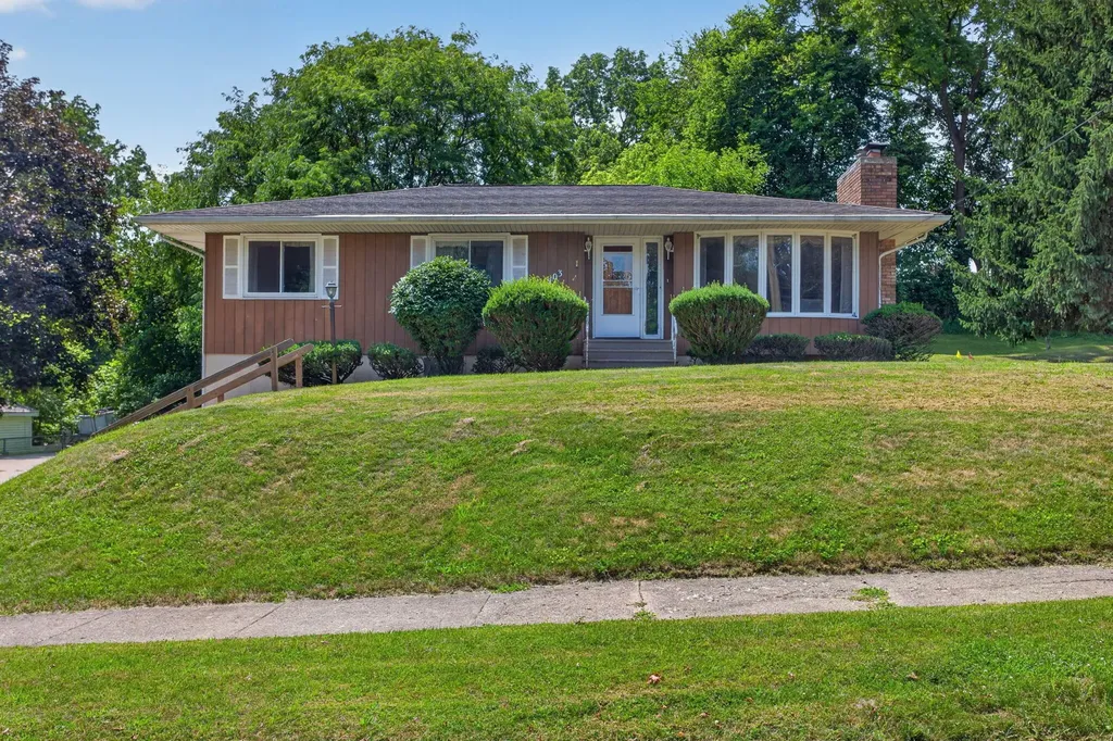 403 Hill Street Jackson City MI 49202