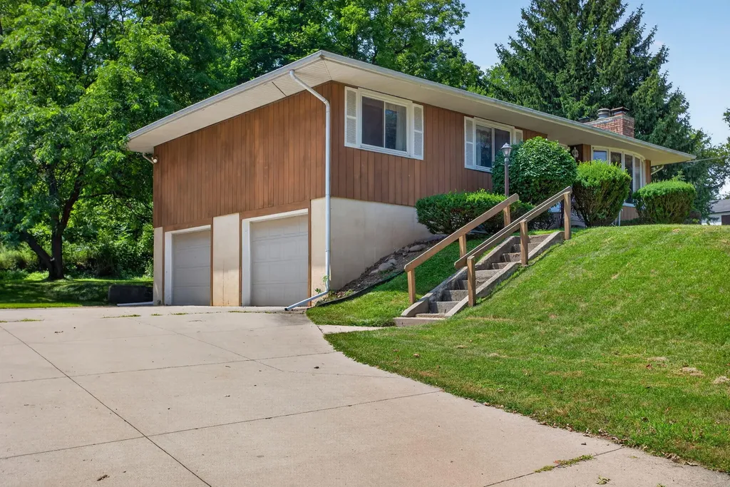 403 Hill Street Jackson City MI 49202