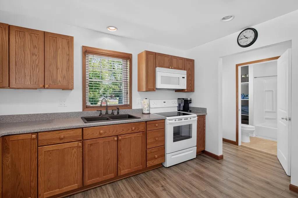 512 Cedar Street Cambridge Township MI 49230