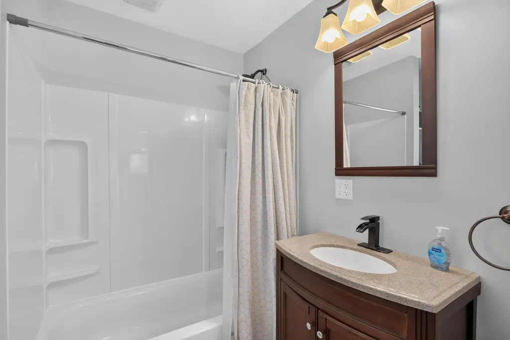 512 Cedar Street Cambridge Township MI 49230