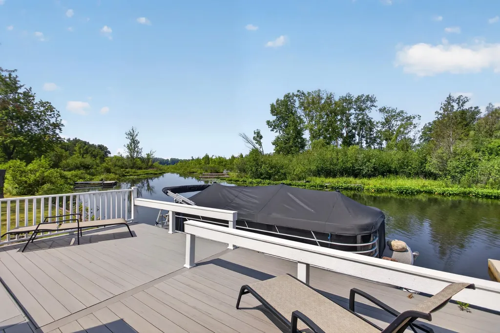 512 Cedar Street Cambridge Township MI 49230