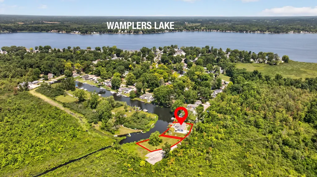 512 Cedar Street Cambridge Township MI 49230
