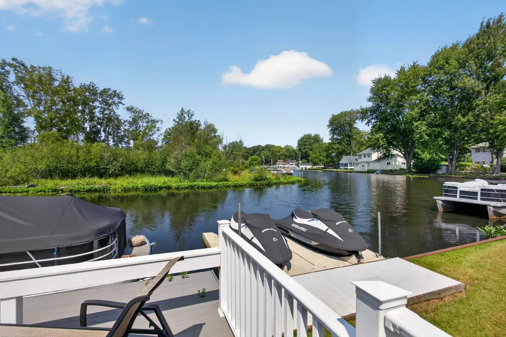 512 Cedar Street Cambridge Township MI 49230