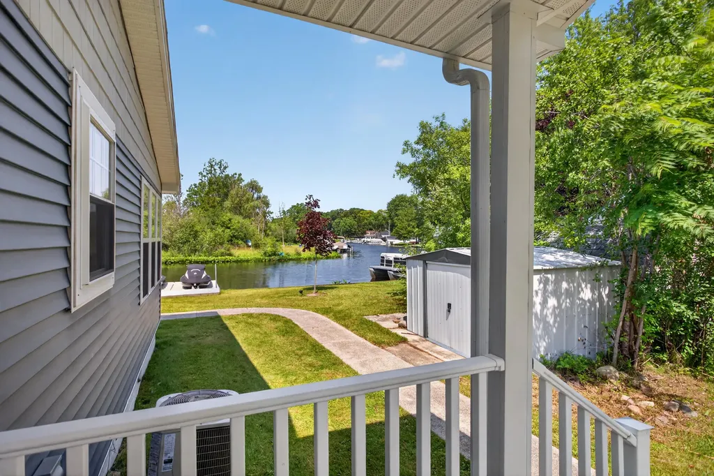 512 Cedar Street Cambridge Township MI 49230