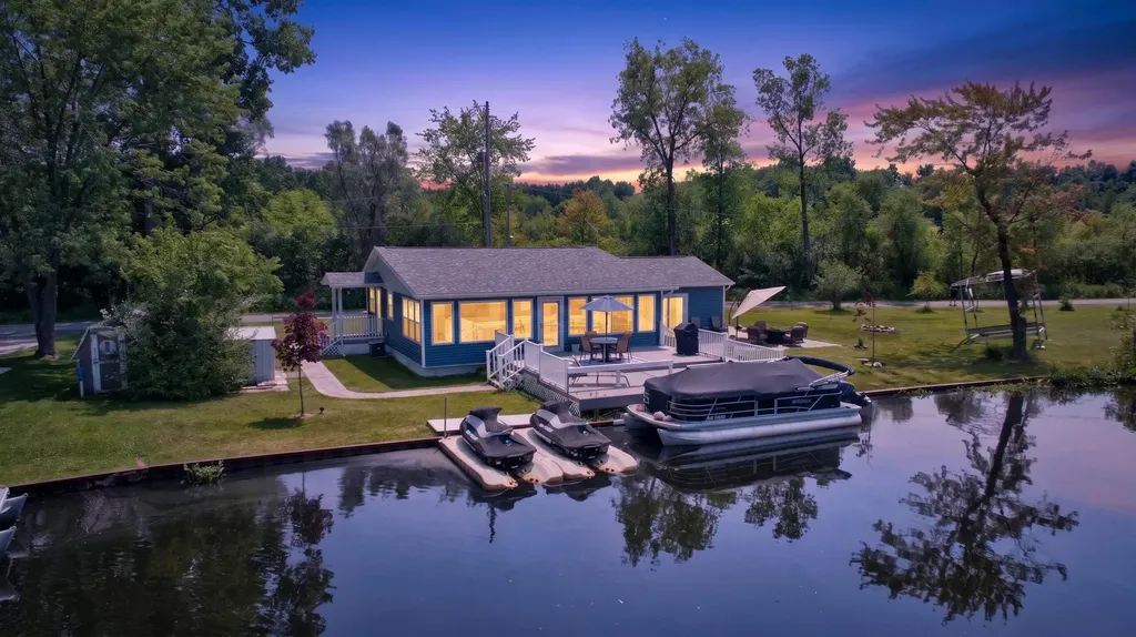 512 Cedar Street Cambridge Township MI 49230