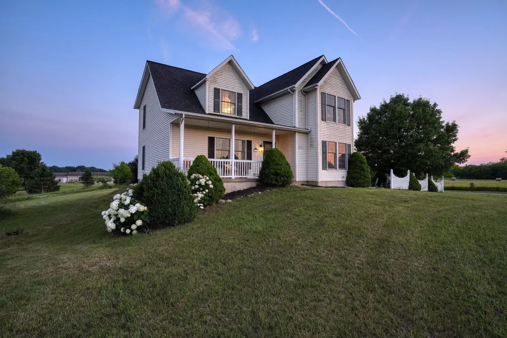 11329 Rosemary Lane Waterloo Township MI 49259
