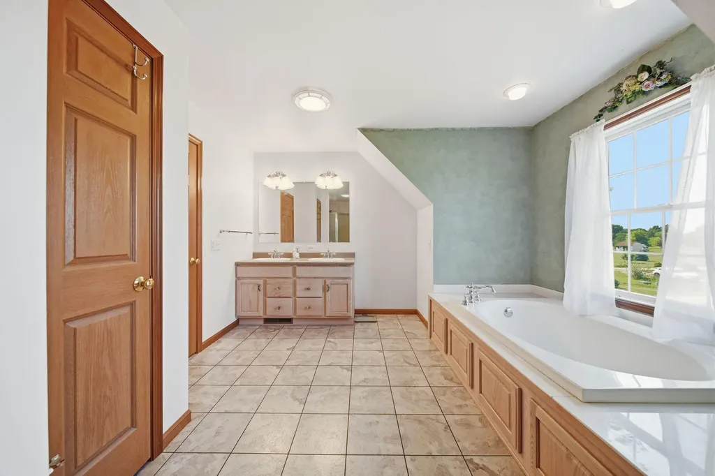 11329 Rosemary Lane Waterloo Township MI 49259