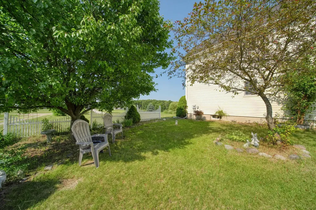 11329 Rosemary Lane Waterloo Township MI 49259