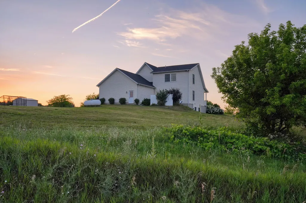 11329 Rosemary Lane Waterloo Township MI 49259