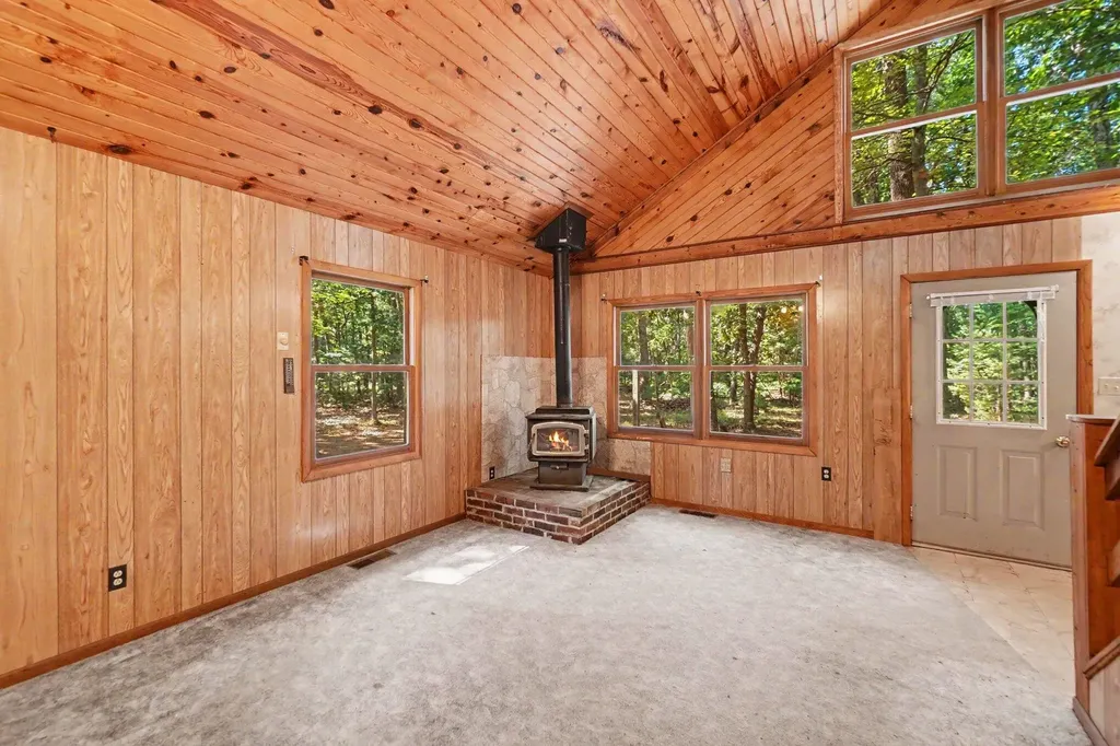 760 S Walhalla Road Branch Township MI 49402