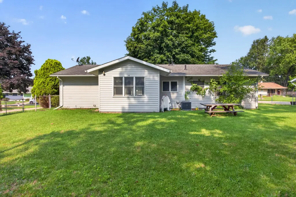 3439 Acacia Boulevard Summit Township MI 49203