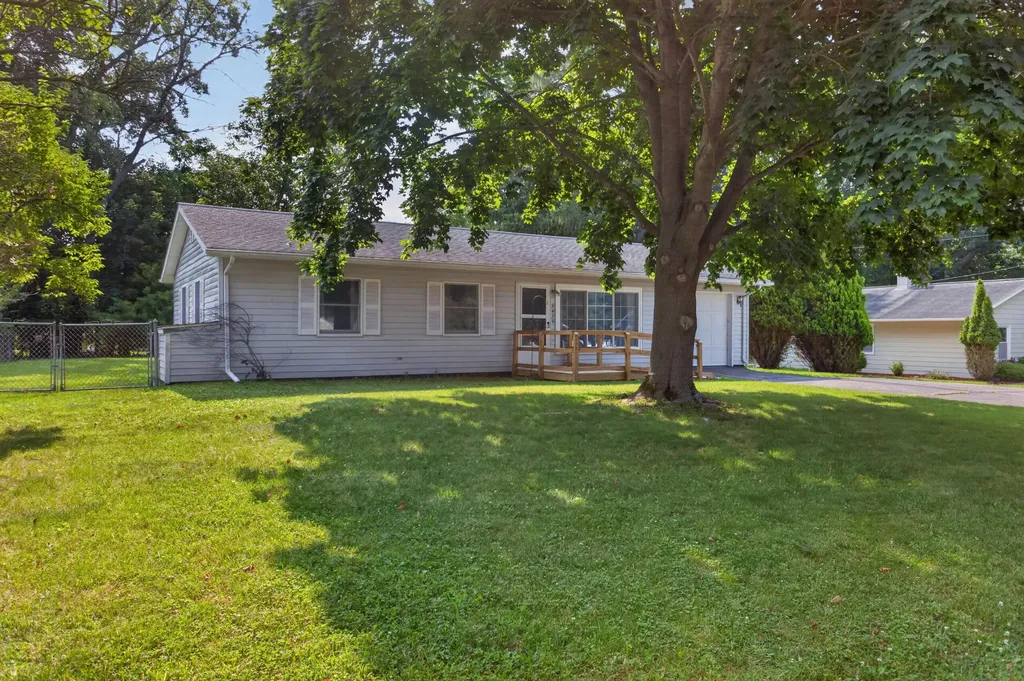 3439 Acacia Boulevard Summit Township MI 49203