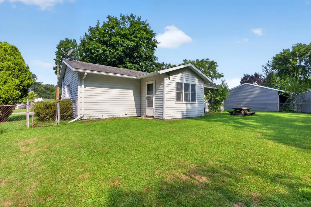 3439 Acacia Boulevard Summit Township MI 49203