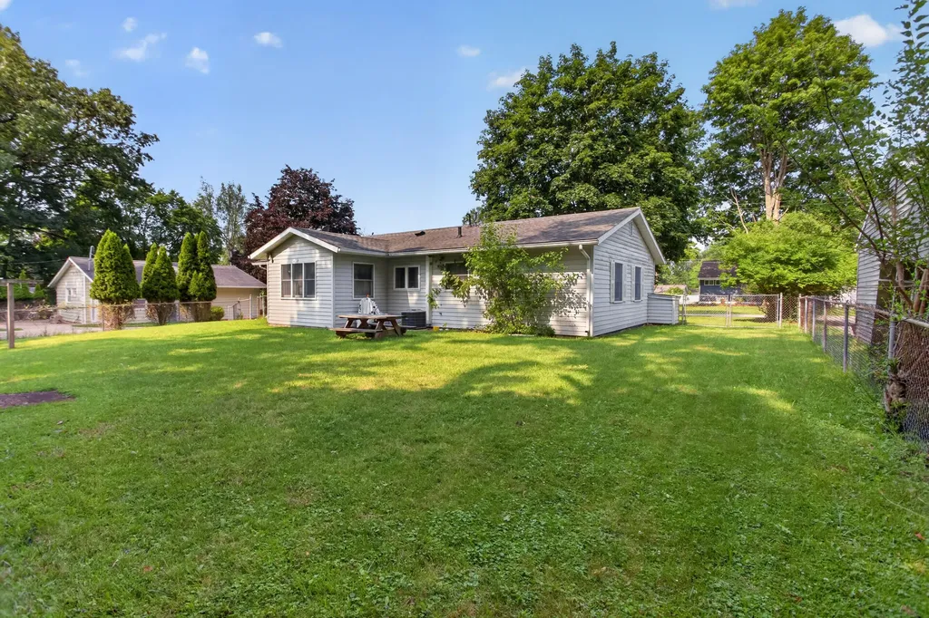 3439 Acacia Boulevard Summit Township MI 49203