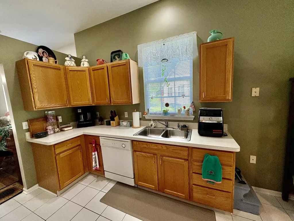 874 Chamberlain Court Summit Township MI 49203